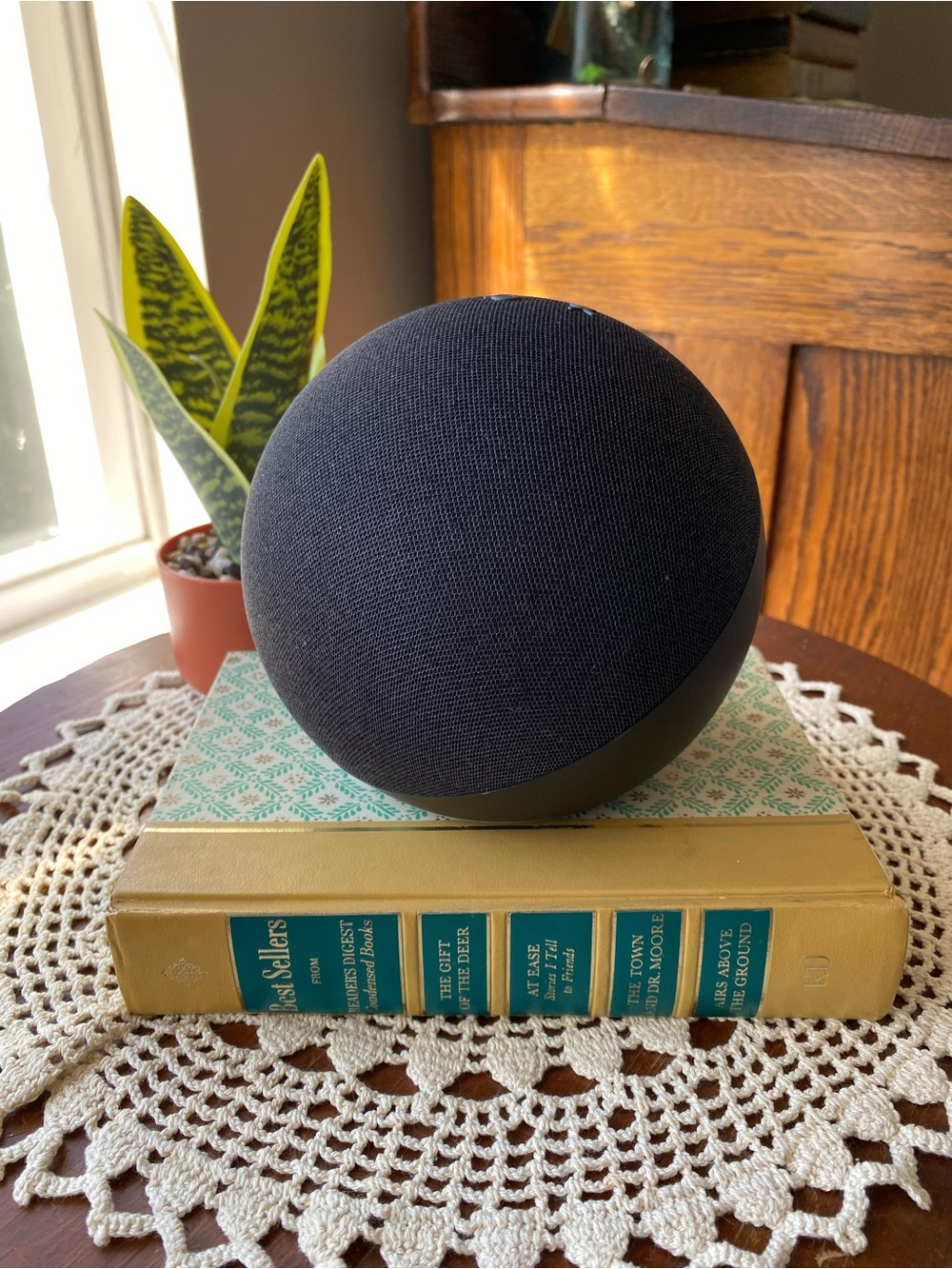 Amazon Alexa 4th Generation Black Fabric Charcoal Smart Speaker. NWOT